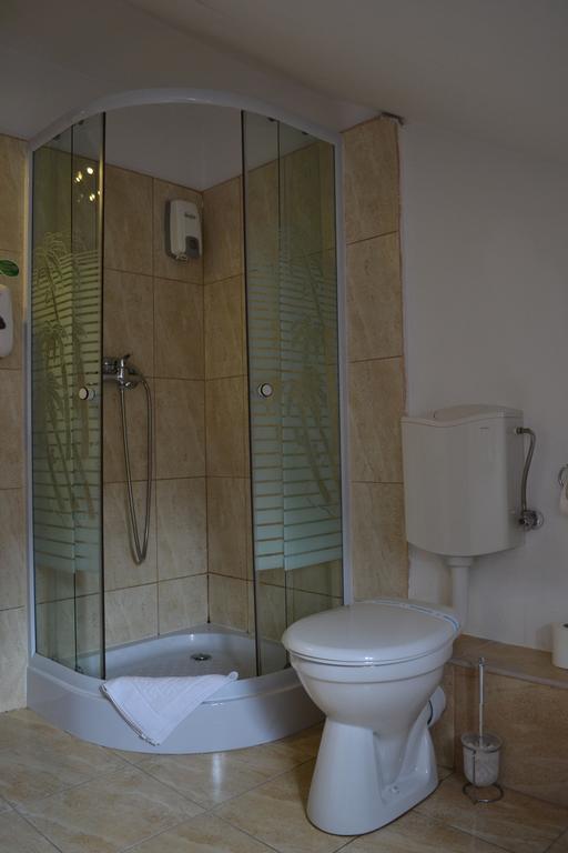 Chic City Rooms Sighişoara Esterno foto